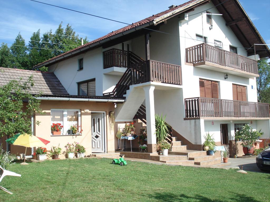 Rooms Marica Seliste Dreznicko Exterior photo